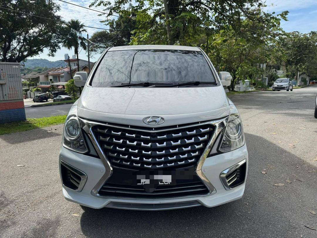 Hyundai Grand Starex Royale (1)